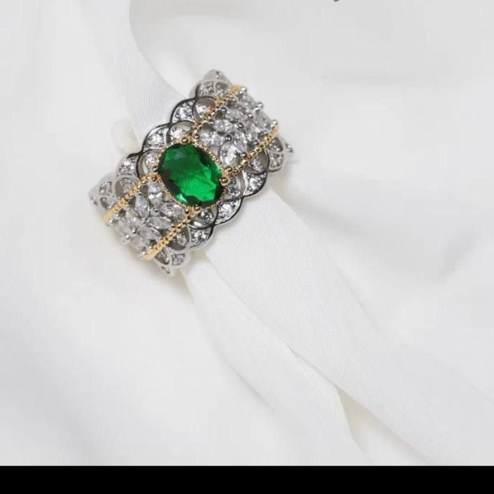 Classical vintage empty carved diamond lace open index finger ring